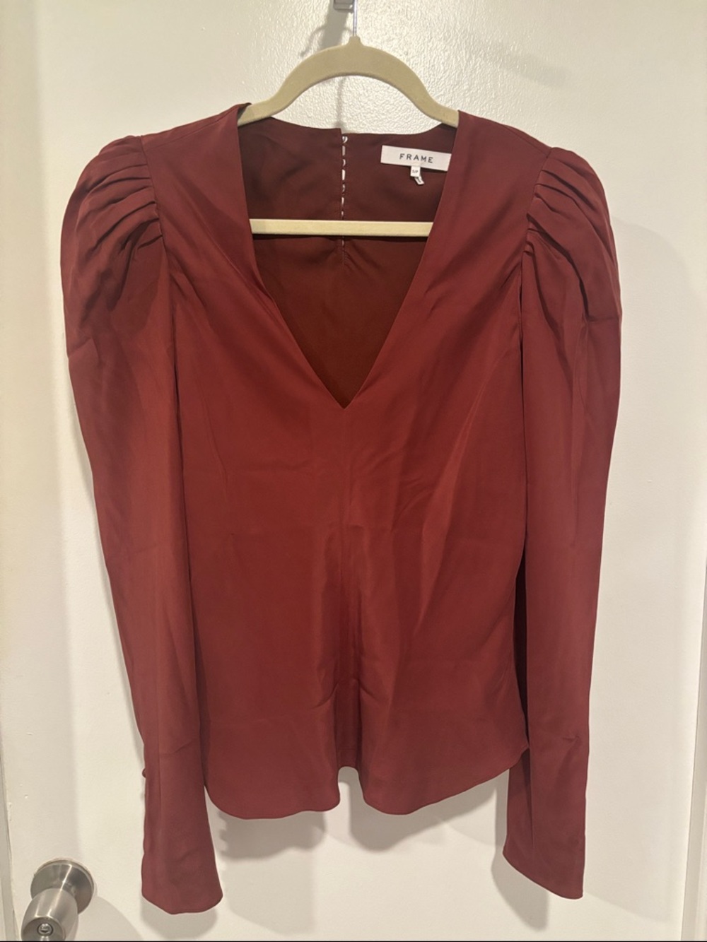 Frame Denim 100% Silk Deep V Puff Shoulder Blouse in Rust Size S